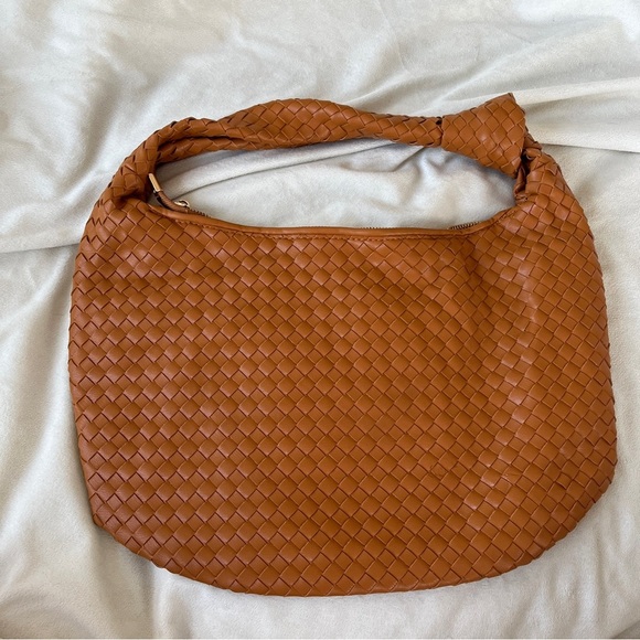 Melie Bianco Woven Tan Bag - Picture 5 of 9